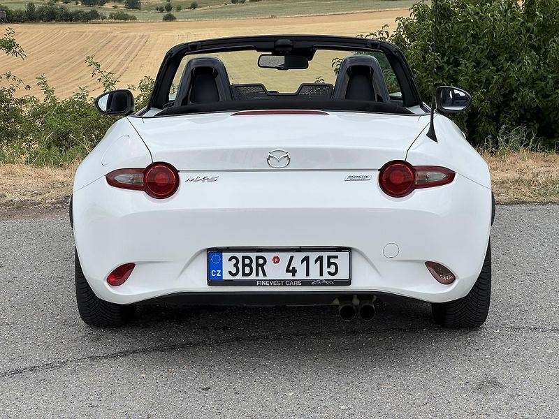 Mazda MX-5 1.5 96 kW Soft top CarPlay - fotka 3 z 28
