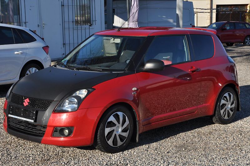 Suzuki Swift 1.3i 68kW - fotka 1 z 16