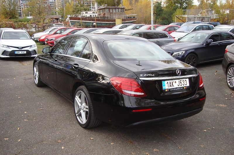 Mercedes-Benz Třídy E (2016) 220 CDi, ČR, Pravidelný servis - fotka 5 z 63