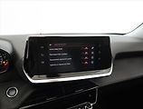 Peugeot 2008 (2022) 1.2 PureTech, Automat, ČR - náhled 20