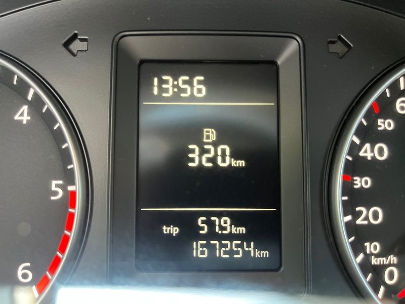 Volkswagen Scirocco (2012) 2.0 TDI R-Line Sada Kol - fotka 13 z 17