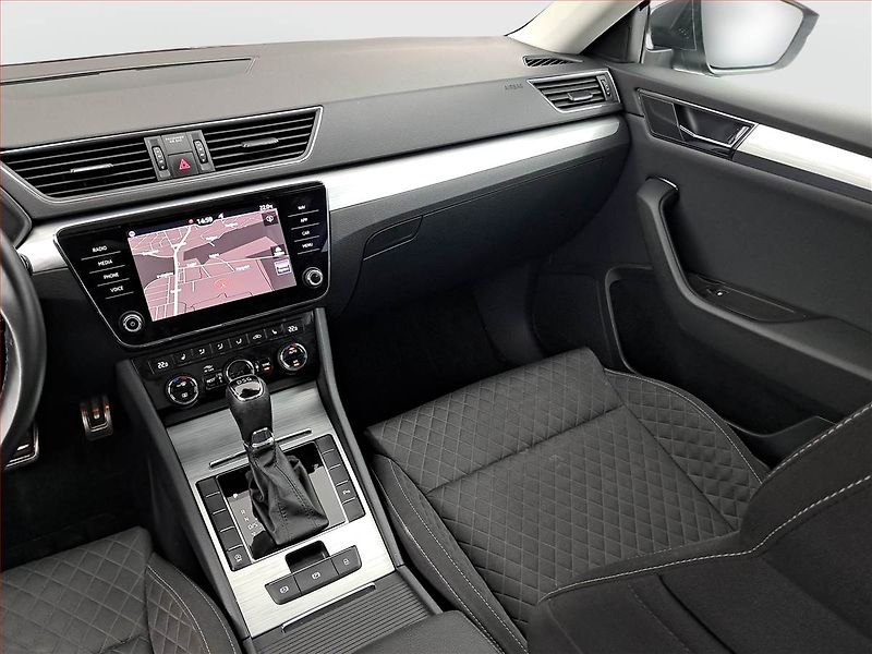 Škoda Superb (2019) 2.0 TDI - fotka 8 z 19