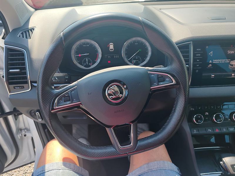 Škoda Karoq 2.0 110 KW - fotka 12 z 29