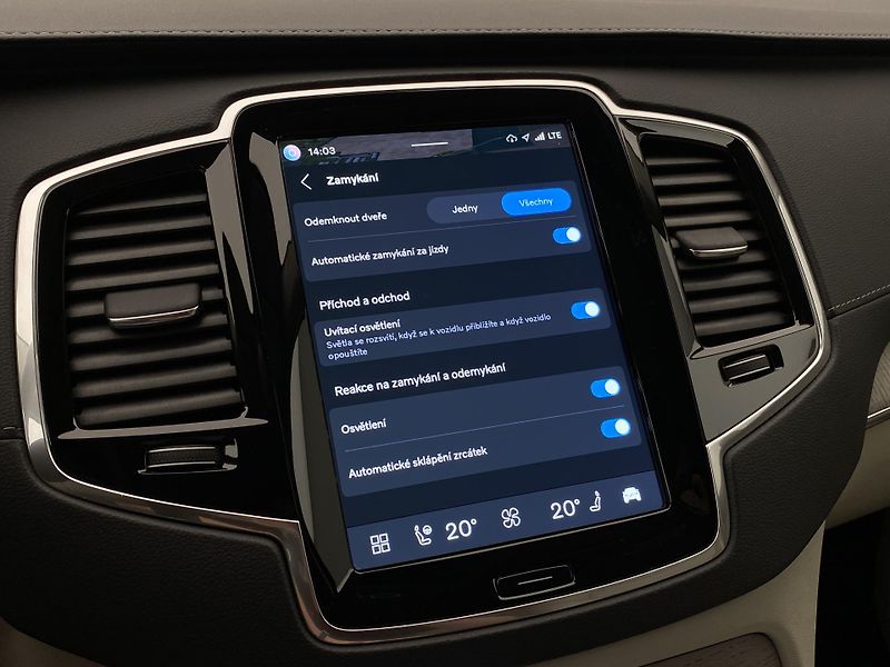 Volvo XC90 B5 AWD BRIGHT PLUS AUT CZ 7m - fotka 54 z 62