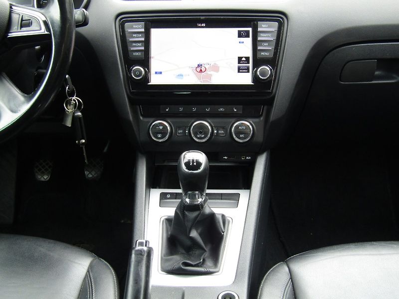 Škoda Octavia (2014) 1.6 TDI  77kW - fotka 17 z 42