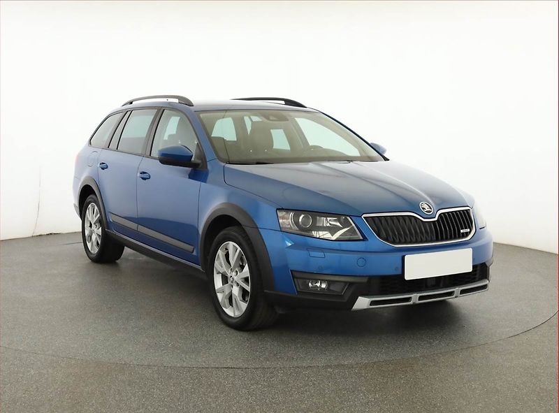 Škoda Octavia (2015) 2.0 TDI 4x4, 4X4, Serv.kniha - fotka 1 z 19