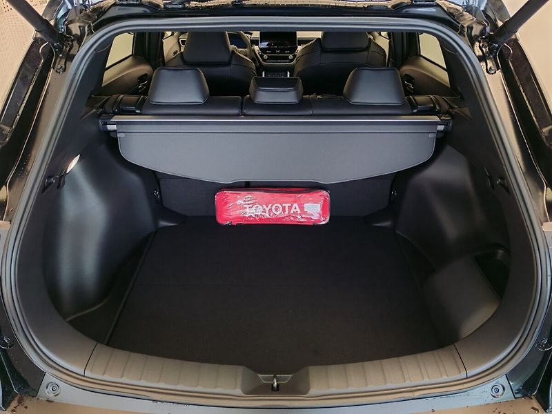 Toyota Corolla Cross 2.0 Hybrid 4x2 Executive - fotka 9 z 36