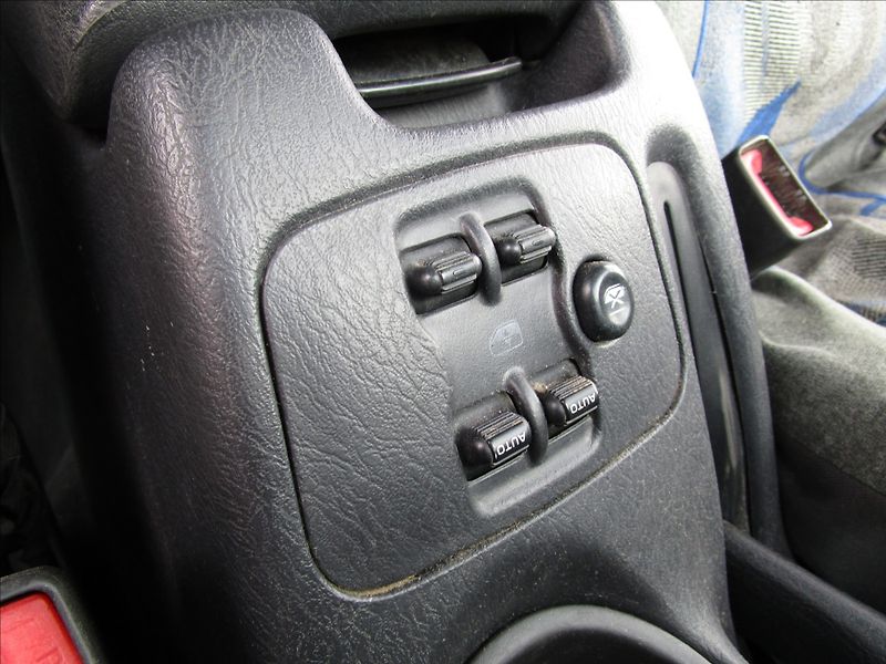 Jeep Cherokee 2.5CRD 4x4, Sport, Klima - fotka 20 z 39