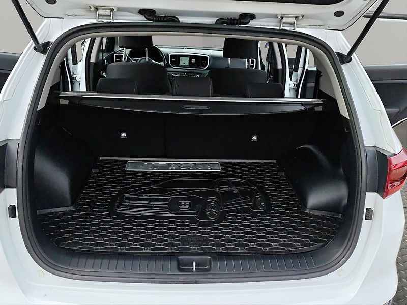 Kia Sportage (2018) ČR , kamera , 1.majitel - fotka 20 z 20