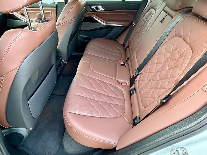 BMW X5 (2025) VZDUCH 2VR SoftClose Tažné HUD - fotka 20 z 51