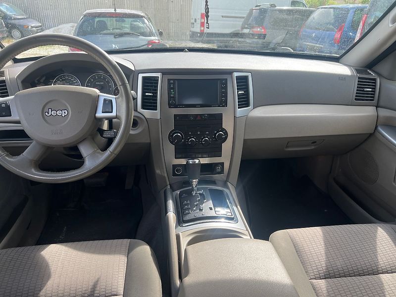 Jeep Grand Cherokee 3.0 CRD - fotka 8 z 14
