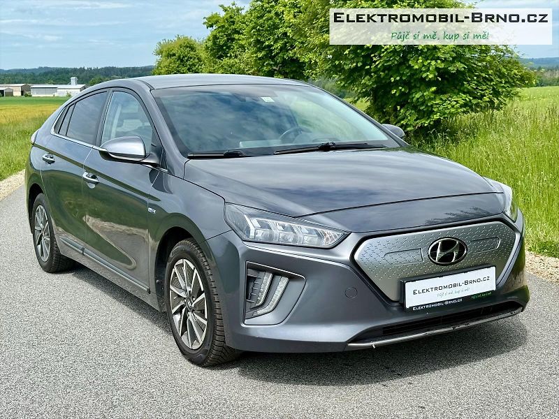 Hyundai Ioniq (2020) 38,3 kWh,SoH 100%,TČ ,BlueLink - fotka 1 z 17