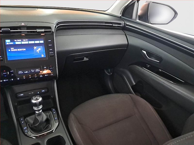 Hyundai Tucson (2021) 1.6 T-GDI - fotka 8 z 20