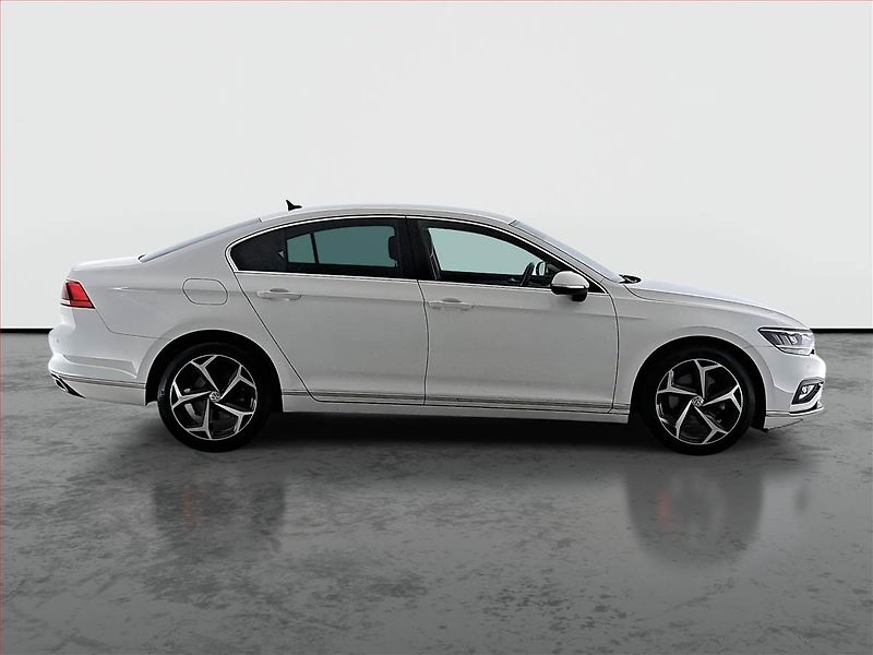 Volkswagen Passat (2020) 1.5 TSI, Automat, Kůže, Navi - fotka 6 z 18