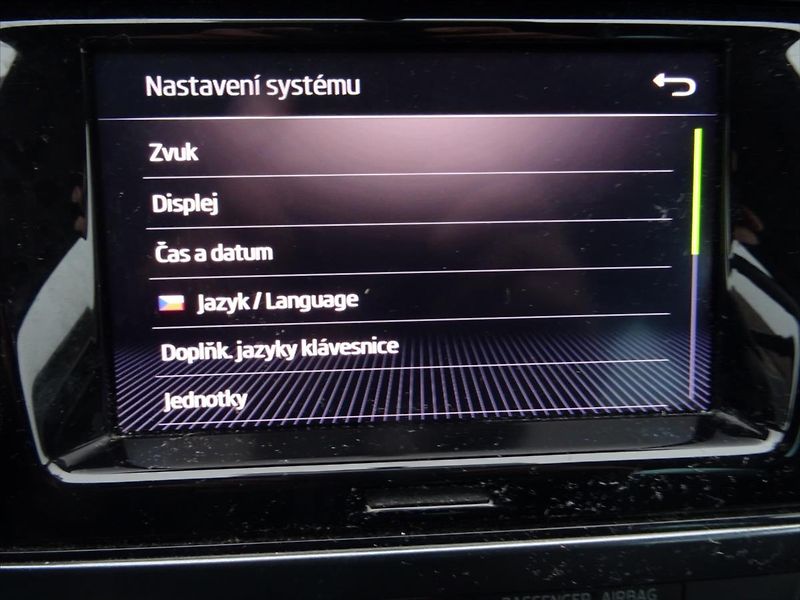 Škoda Fabia 1,0 TSi 70 kW Automat - fotka 24 z 31