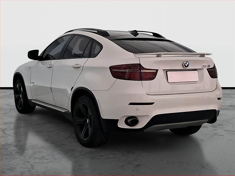 BMW X6 (2014) xDrive30d, 4X4, Automat - fotka 4 z 22
