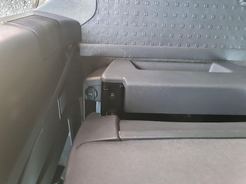 Volkswagen Multivan (2011) 2.0 TDi 103-KW WEBAST OLOMOUC - fotka 68 z 109