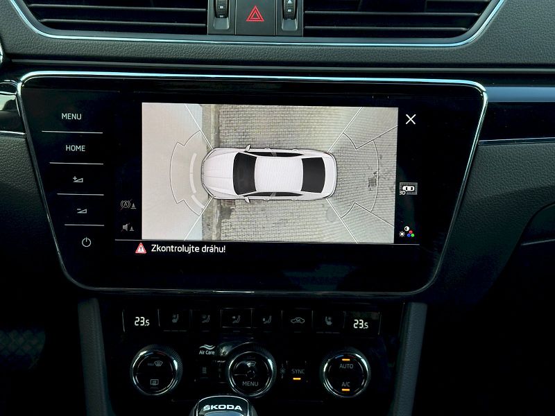 Škoda Superb (2022) 2.0 TSI 206 kW DSG 4x4 L&K - fotka 17 z 29