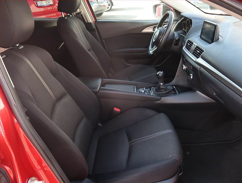 Mazda 3 (2017) 2.0 Skyactiv-G, Serv.kniha - fotka 9 z 20