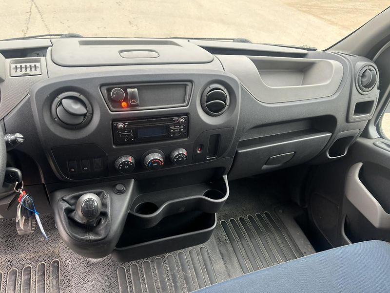 Renault Master dCi 145 EURO 6 minibus - fotka 13 z 20