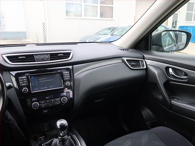 Nissan X-Trail (2014) 1.6 dCi, 4X4, Serv.kniha - fotka 8 z 18
