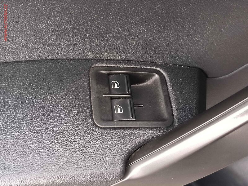 Volkswagen Caddy (2020) 2.0TDi WÜRTH, navi, +kola - fotka 19 z 24
