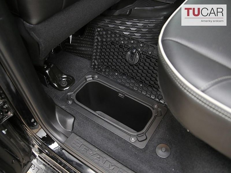 Dodge RAM (2026) 2500 Power Wagon 6.4 V8 RamBox - fotka 58 z 60