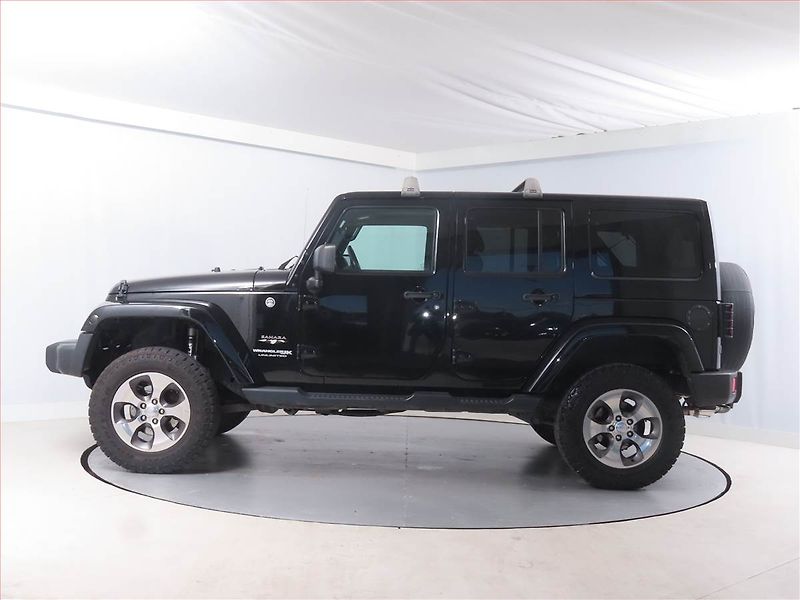 Jeep Wrangler (2018) 3.6 V6 - fotka 3 z 15