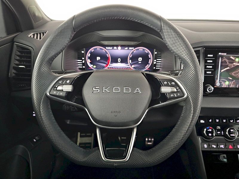 Škoda Karoq (2025) 2.0TSi 140kW 4X4 SPORTLINE TAŽ - fotka 8 z 35