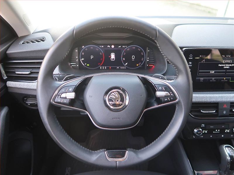 Škoda Scala (2024) 1.0 TSI - fotka 18 z 19