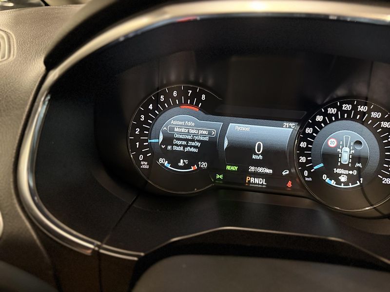 Ford S-MAX (2023) 2.5 Hybrid,REZERVOVÁNO - fotka 30 z 46