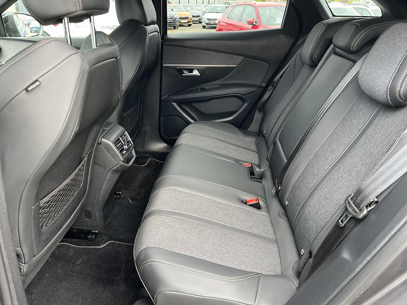 Peugeot 3008 GT Line 1.5 HDi NAVI KLIMA ALU - fotka 27 z 45