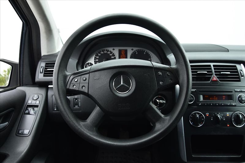 Mercedes-Benz Třídy B 180 CDI KLIMATIZACE - fotka 13 z 17