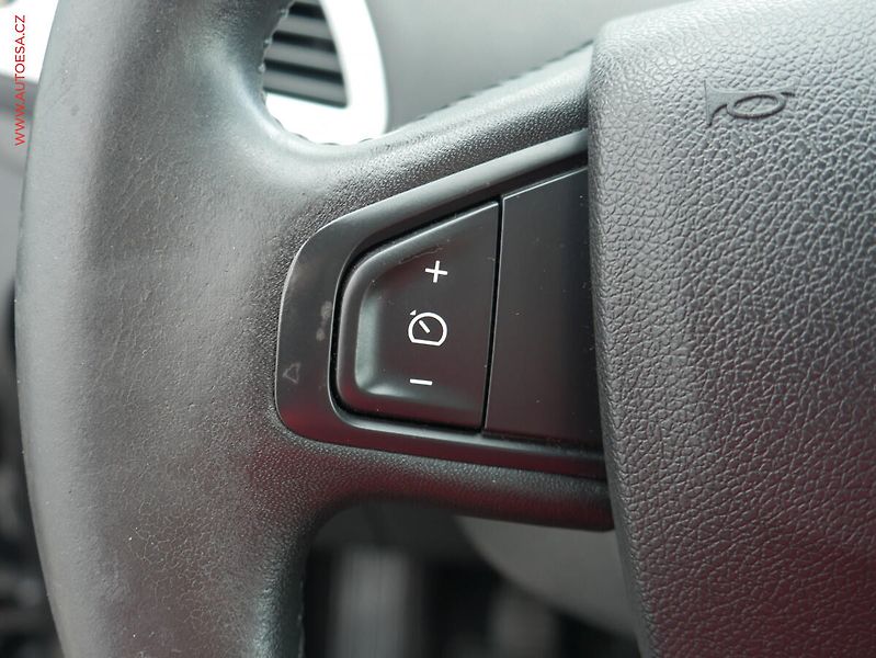 Renault Scénic (2010) 1.5 dCi 7míst, Navi, tempo - fotka 14 z 20