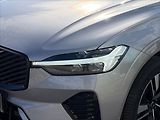 Volvo XC60 (2026) 2,0 B5 Plus Dark 4337 - náhled 4