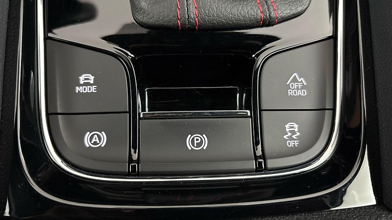 Škoda Kodiaq 2.0 TSI DSG 4x4 RS - fotka 28 z 35