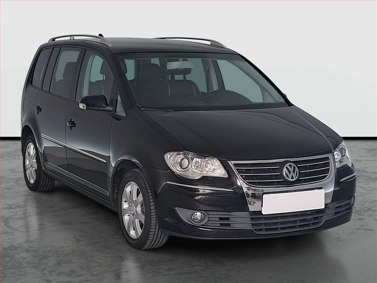 Volkswagen Touran 2.0 TDI, 7 míst, po STK, Tažné
