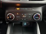 Ford Focus (2022) 1.0 EB, ČR, Trend, LED - náhled 16