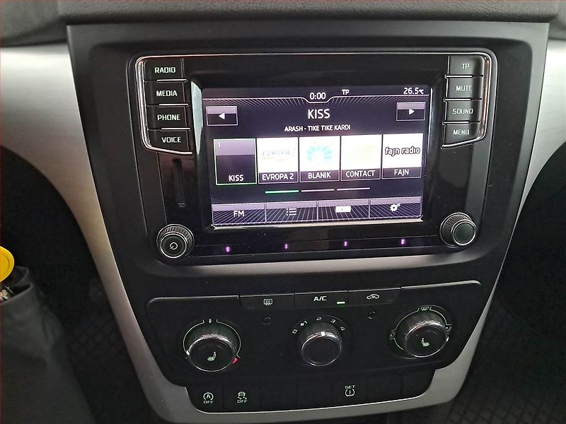 Škoda Yeti (2016) 1.2 TSI, Serv.kniha, Tempomat - fotka 12 z 16