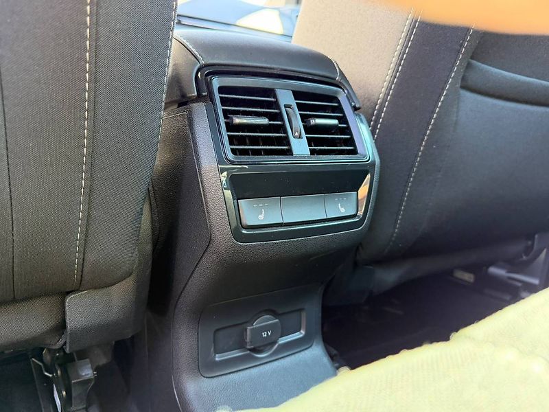 Škoda Karoq SportLine 2,0TDI 110 kW 7° DSG - fotka 8 z 42