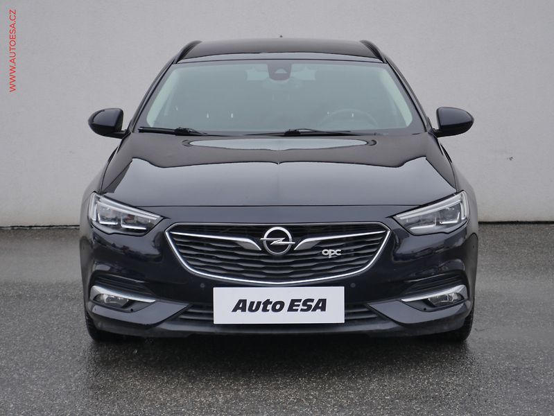 Opel Insignia (2017) 2.0CDTi, AT, LED, park - fotka 2 z 22