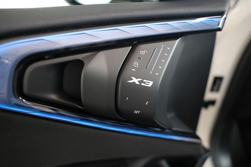 BMW X3 20d xDrive - fotka 18 z 24