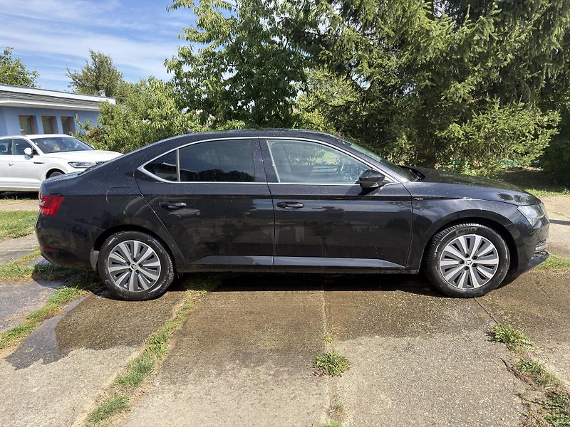Škoda Superb (2023) - fotka 4 z 23