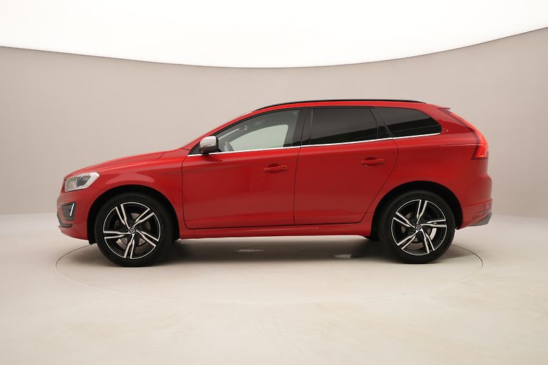 Volvo XC60 D3 R-DESIGN - fotka 9 z 45