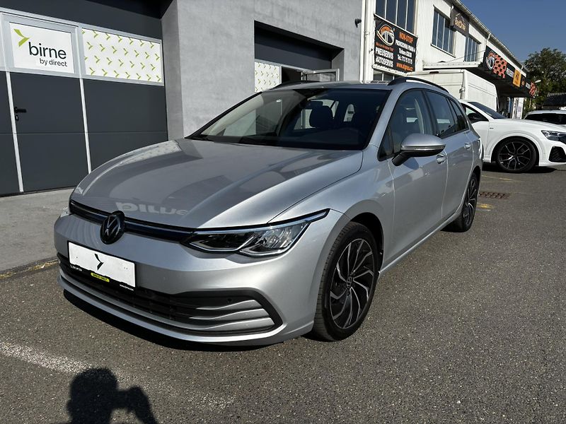 Volkswagen Golf Variant (2024)  Life 1.5 eTSI - fotka 5 z 12