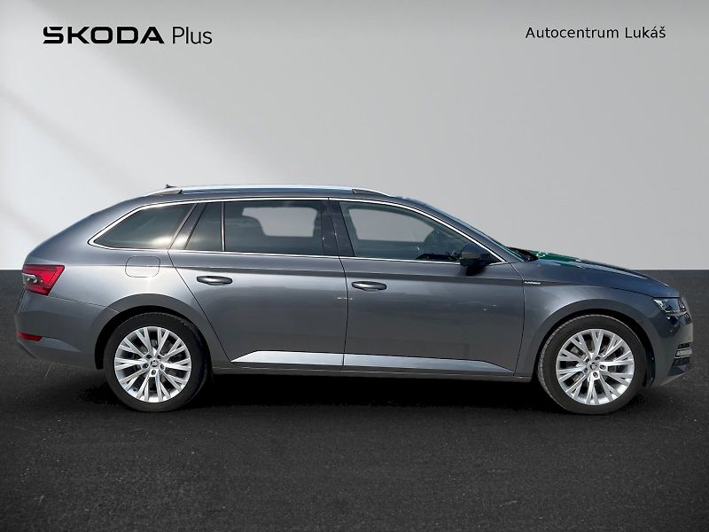 Škoda Superb (2024) COMBI STYLE PLUS 2.0 TDI 110 k - fotka 6 z 41