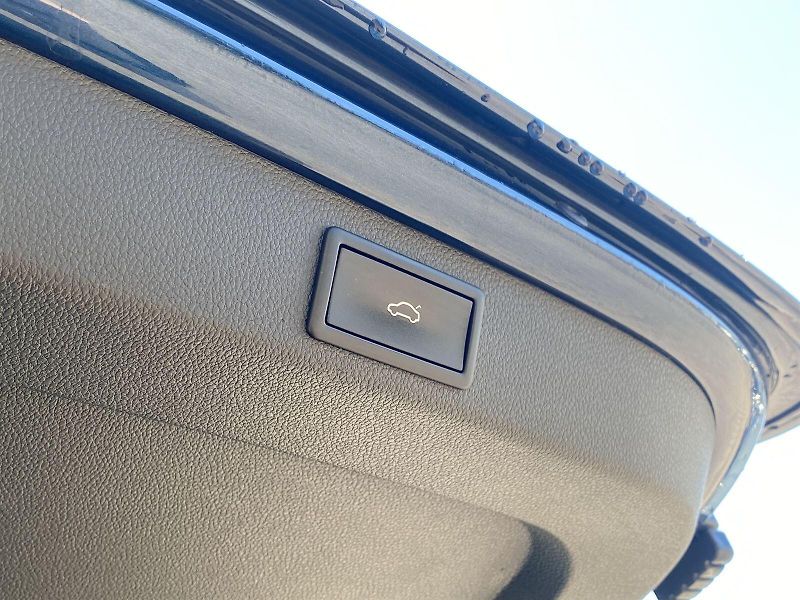 Škoda Superb (2023) Combi 2.0 TDI DSG L&K - fotka 29 z 35