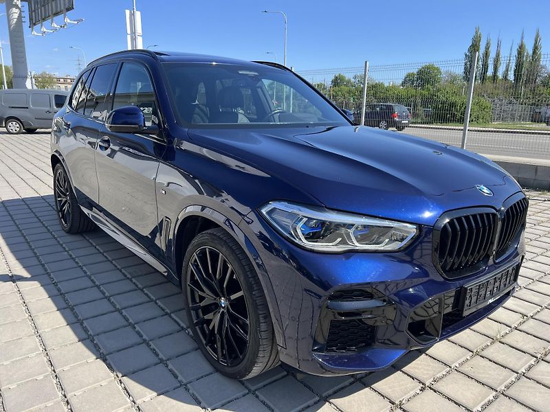BMW X5 40d M Sport VZDUCH - fotka 2 z 22