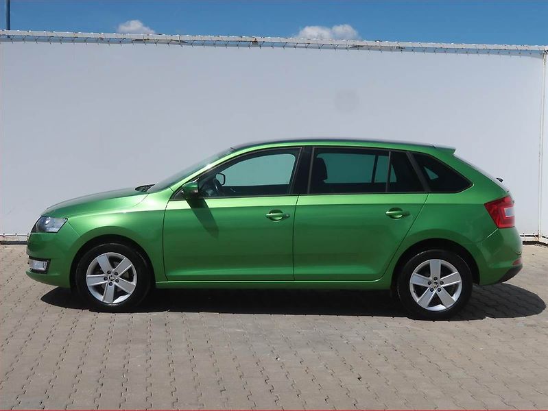 Škoda Rapid (2015) Spaceback 1.2 TSI, Serv.kniha - fotka 3 z 14
