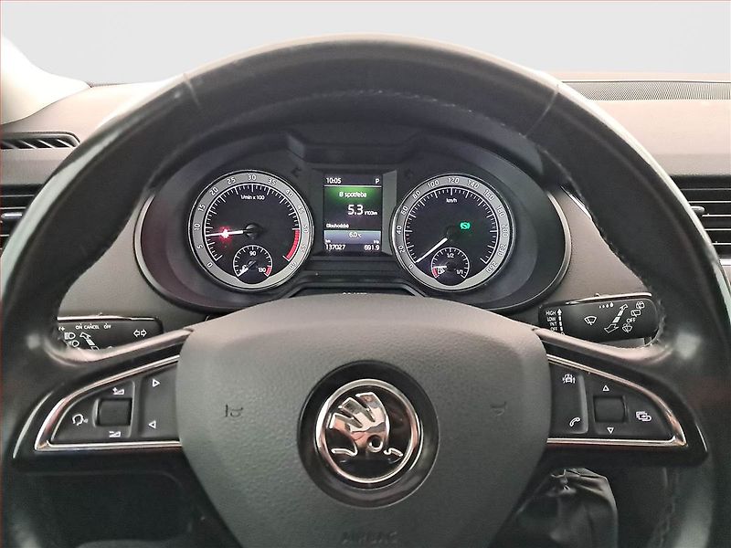 Škoda Octavia (2018) Scout 2.0 TDI, 4X4, Automat - fotka 16 z 16